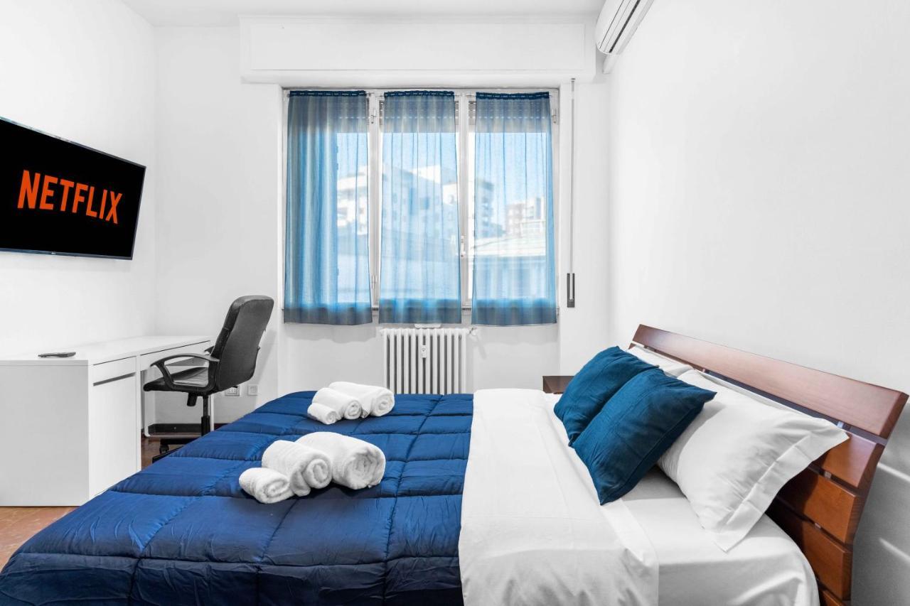 Zona Navigli - Smart House Con Tv 50 E Fast Wifi Appartamento
