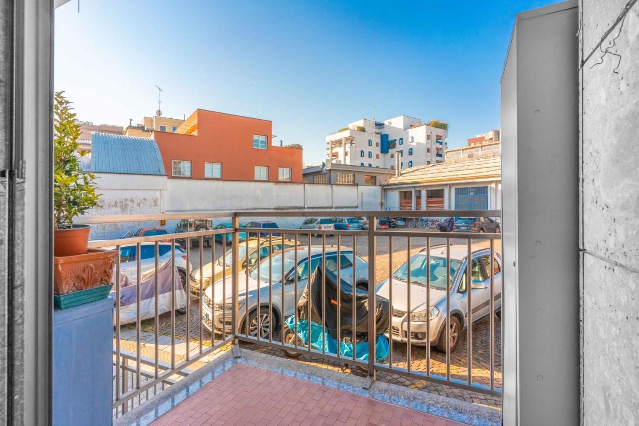 Appartamento Zona Navigli - Smart House Con Tv 50 E Fast Wifi Milano