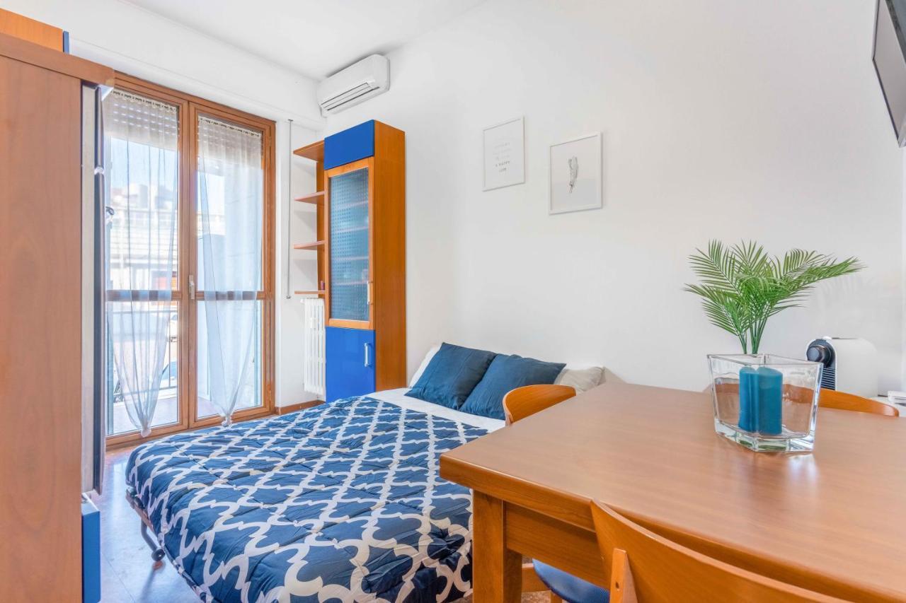 Zona Navigli - Smart House Con Tv 50 E Fast Wifi Appartamento *